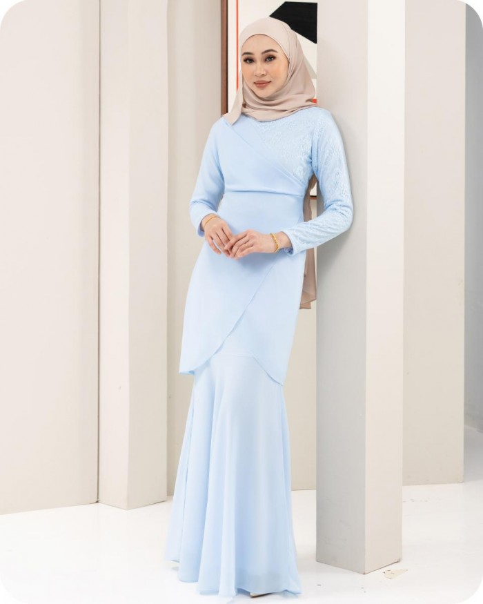 CASSANDRA KURUNG - BABY BLUE