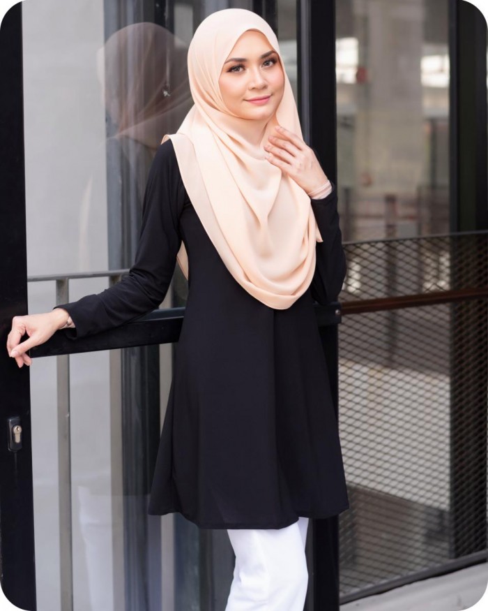 HELENA BLOUSE - BLACK