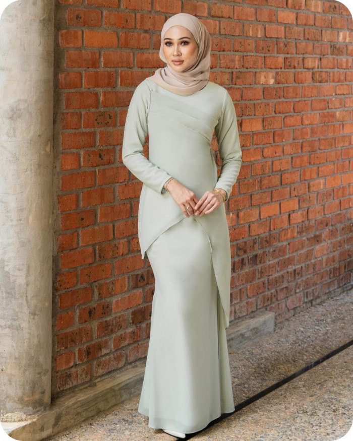 CATHELYN KURUNG - MINT GREEN