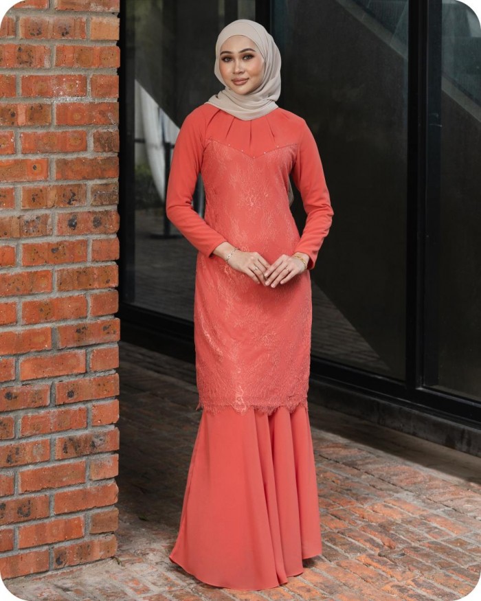 JUWITA KURUNG - SALMON PEACH