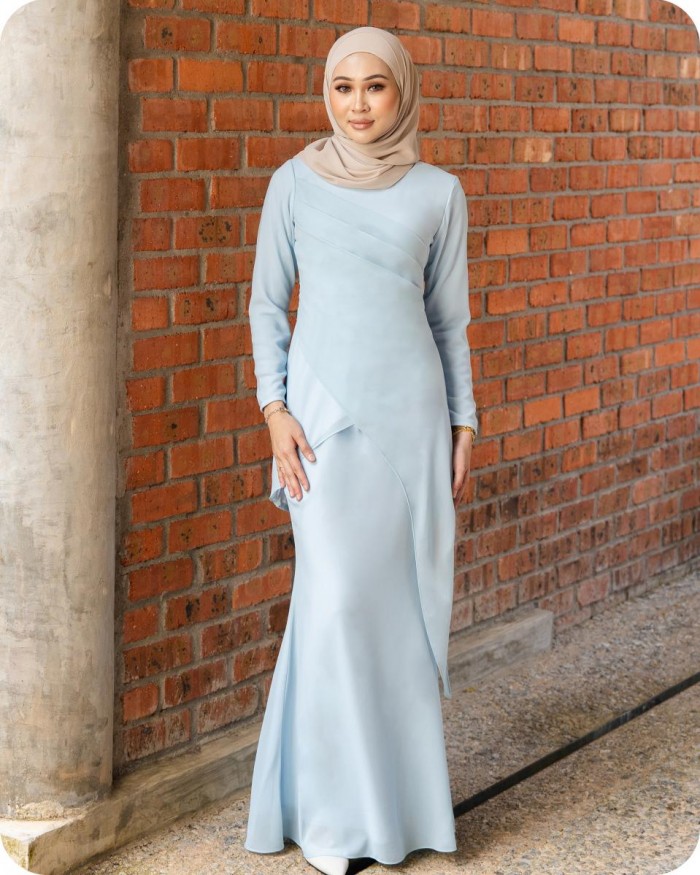 CATHELYN KURUNG - BABY BLUE